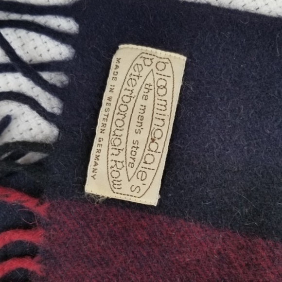 Vintage Cashmere scarf - Picture 5 of 8